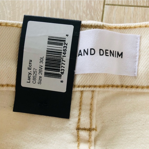 NWT Outland Denim Lucy Relaxed Skinny High Rise Jean Ecru Size 26/30 - Picture 11 of 15